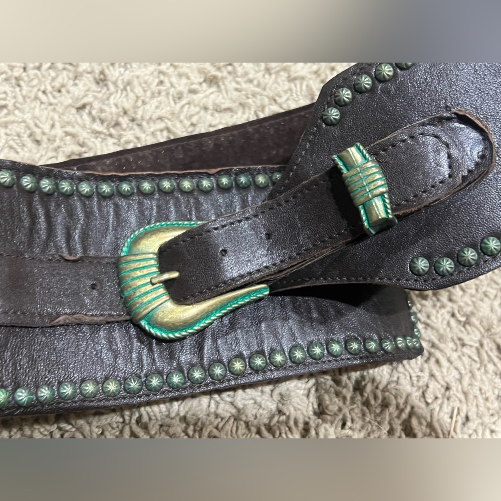Double D Ranch belt, brown leather with brass and green